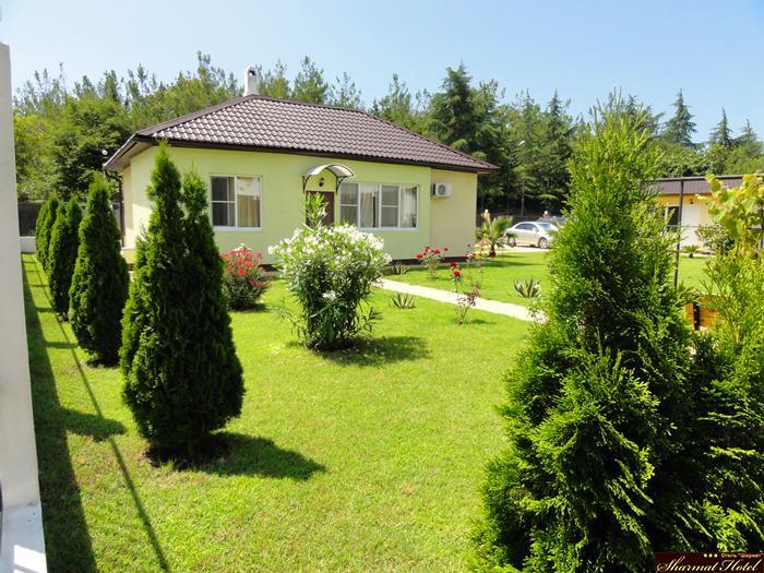 Hotel Sharmat Pizunda Exterior foto